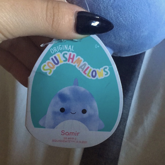 Cute Mini Whale Squishmallow🐳 - Picture 4 of 5